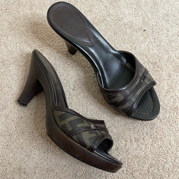 Fendi Vintage Monogram Heels - Picture 1 of 9